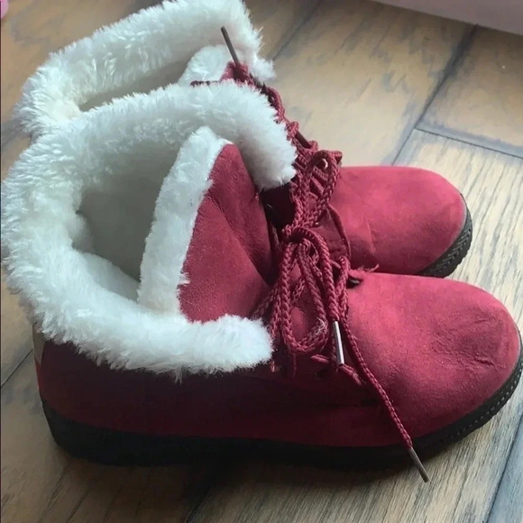 SQL Faux Fur Lined Suede Booties Boots Size 5 New - Picture 2 of 8